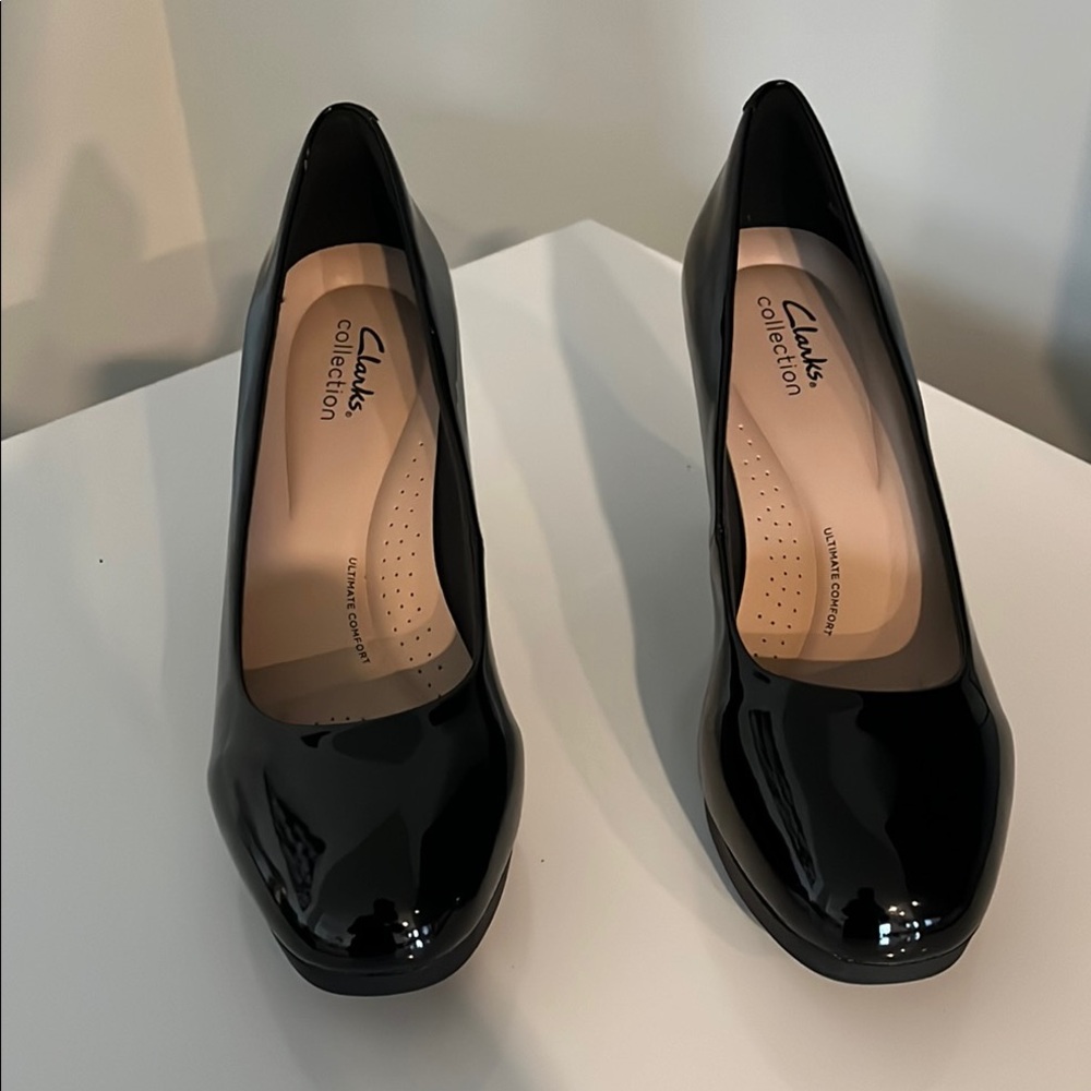 Clarks Black Classic Heels‎ with Patent Finish